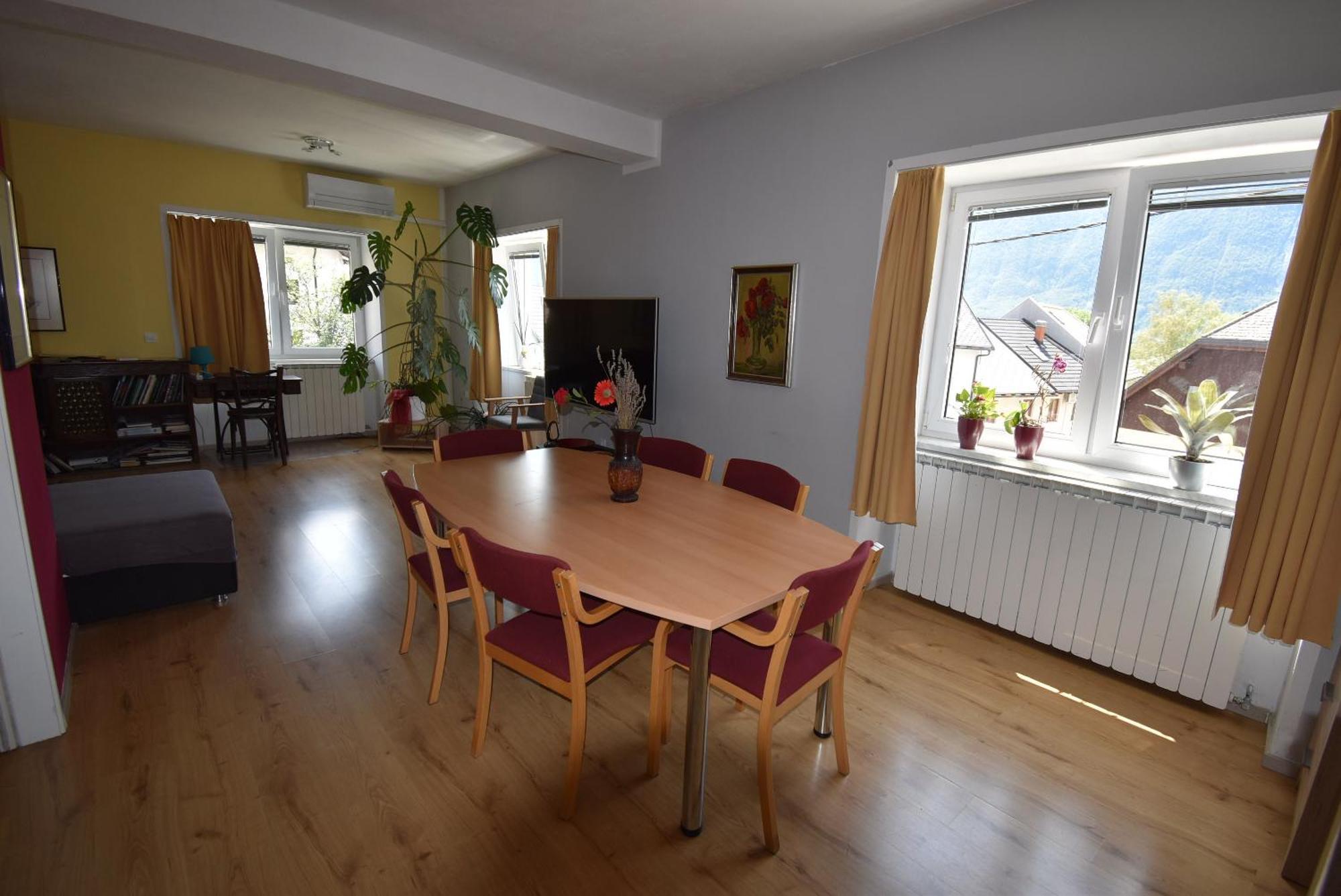 Apartments Free Alps, Massage & Wine Bovec Eksteriør bilde