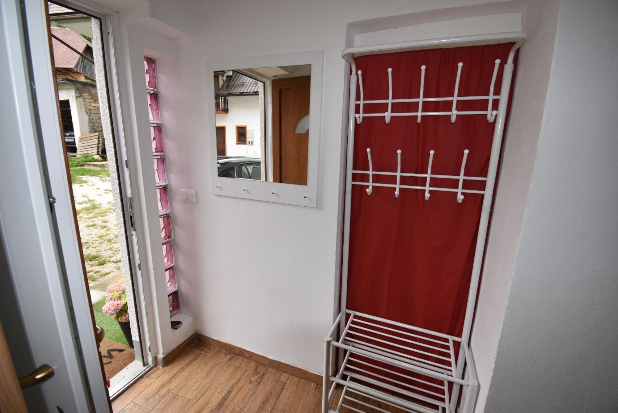 Apartments Free Alps, Massage & Wine Bovec Eksteriør bilde